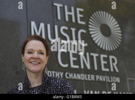 Los Angeles, California, USA. Xiii Apr, 2016. Rachel Moore, presidente e amministratore delegato presso il Music Center. © Ringo Chiu/ZUMA filo/Alamy Live News Foto Stock