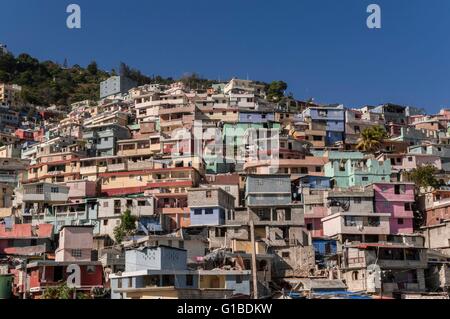 Haiti, Port au Prince, quartiere popolare di crostino Vert Foto Stock