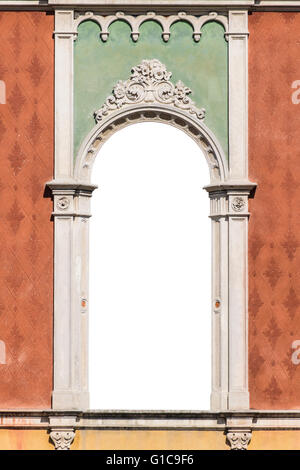 Finestra in stile gotico veneziano di un vecchio palazzo Italiano adatto come una cornice o telaio. Foto Stock