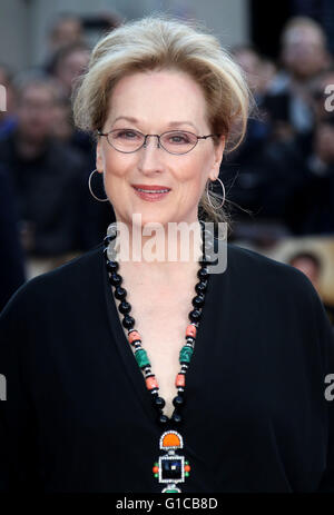 Aprile 12, 2016 - Meryl Streep frequentando Florence Foster Jenkins UK Premiere di Odeon Leicester Square a Londra, Regno Unito. Foto Stock