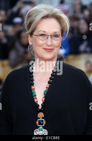 Aprile 12, 2016 - Meryl Streep frequentando Florence Foster Jenkins UK Premiere di Odeon Leicester Square a Londra, Regno Unito. Foto Stock