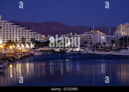 Vista della marina nella città di Eilat si trova sulla punta nord del Mar Rosso Israele Foto Stock