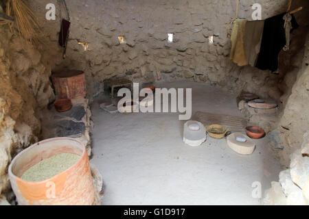 La ricostruzione di edifici, Los Millares preistorico insediamento Calcolitico sito archeologico, Almeria, Spagna Foto Stock