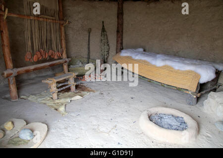 La ricostruzione di edifici, Los Millares preistorico insediamento Calcolitico sito archeologico, Almeria, Spagna Foto Stock