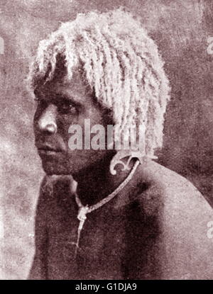 Tribesman dalle Isole Salomone in Oceania, a est di Papua Nuova Guinea. 1880 Foto Stock