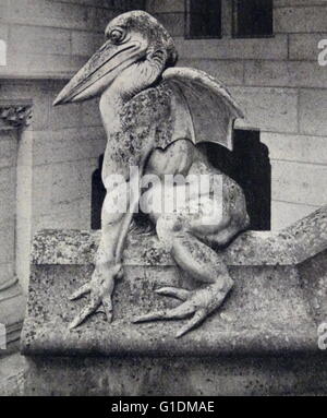 Stampa fotografica di una pietra figura a cavallo dei gradini all'ingresso del Château de Pierrefonds. Il castello è situato nel comune di Pierrefonds nel dipartimento Oise di Francia Foto Stock