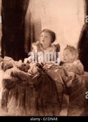 Ritratto di Maria, Princess Royal e la contessa di Harewood (1897-1965) con suo fratello il principe Albert Frederick Arthur George (1895-1952). Datata del XIX secolo Foto Stock