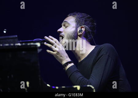 Liverpool, Merseyside, Regno Unito. 13 Maggio, 2016. I redattori di eseguire dal vivo presso il Liverpool Echo Arena il supporto manic street predicatori. Credito: Simon Newbury/Alamy Live News Foto Stock