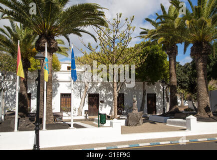 Ayuntamiento municipio edificio a Yaiza, Lanzarote, Isole Canarie, Spagna Foto Stock