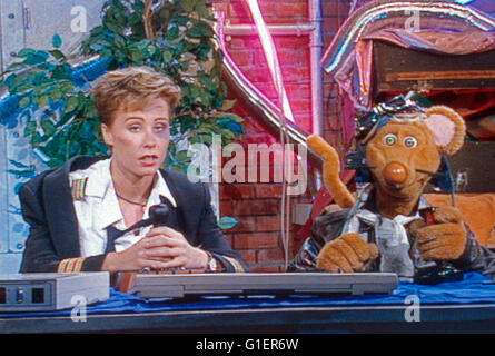 Bim Bam Bino, Kinderfernsehserie, Deutschland 1988 - 1998, Maus Bino und Sonja Zietlow Foto Stock