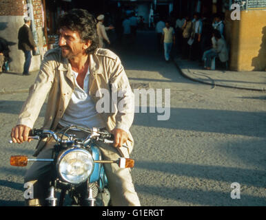 Liebe ist stärker als Der Tod, Fernsehfilm, Deutschland 1988, Regie: Juraj Herz, Darsteller: Gigi Proietti Foto Stock