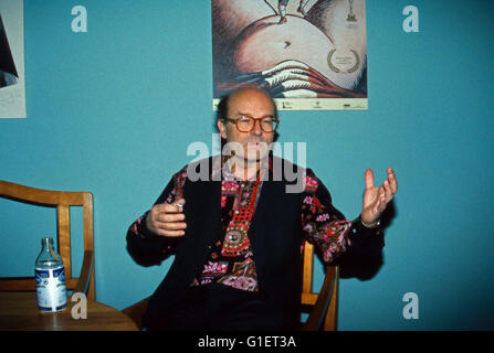 Der deutsche direttore cinematografico und Drehbuchautor Volker Schlöndorff, Deutschland 1990er Jahre. Film tedesco direttore un sceneggiatore Volker Schloendorff, Germania degli anni novanta. Foto Stock