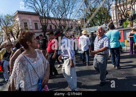 Balli tradizionali, Feria de Mataderos, Buenos Aires, Argentina Foto Stock