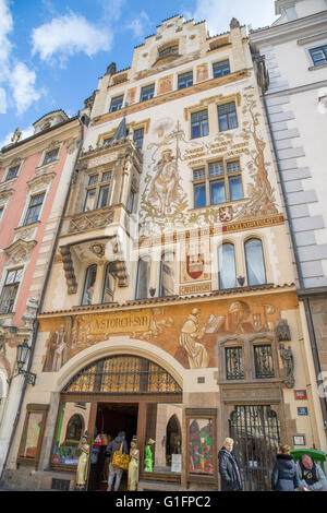 Architettura ornati in Piazza della Città Vecchia di Praga, Repubblica Ceca Foto Stock