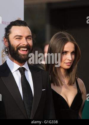 Londra, Regno Unito. 8 maggio 2016. Attori Poldark Aidan Turner e Heida Reed. Tappeto rosso arrivi della celebrità per la House of Fraser British Academy Awards televisivo presso la Royal Festival Hall. Foto Stock