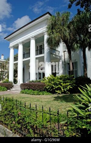 Vintage abitazioni storiche nel Garden District di New Orleans in Louisiana Foto Stock