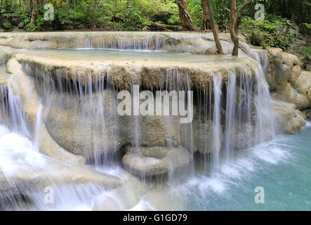 Earawan scende, il Parco Nazionale di Erawan, Kanchanaburri, Thailandia Foto Stock