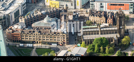 Foto aerea di manchester corn exchange, Cattedrale di Manchester e urbis Foto Stock