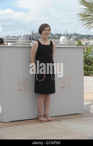 Cannes, Francia. 14 Maggio, 2016. Ruby Barnhill frequentando il photocall della BFG al Festivel de Cannes 13 maggio 2016 Credit: Peter Phillips/Alamy Live News Foto Stock