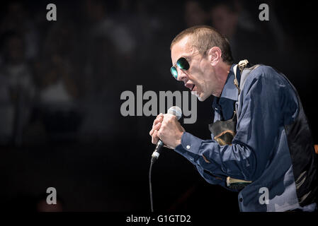 Manchester, Regno Unito. Xiv Mayl 2016. Richard Ashcroft esegue presso la Royal Albert Hall di Manchester 14/05/2016 Credit: Gary Mather/Alamy Live News Foto Stock