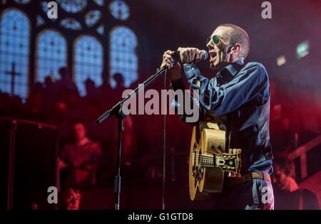 Manchester, Regno Unito. Xiv Mayl 2016. Richard Ashcroft esegue presso la Royal Albert Hall di Manchester 14/05/2016 Credit: Gary Mather/Alamy Live News Foto Stock