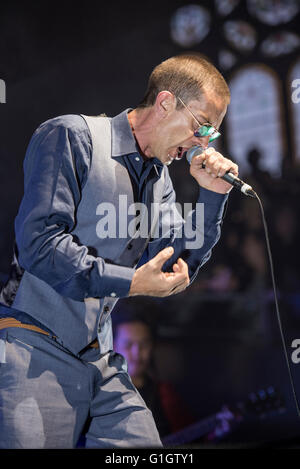 Manchester, Regno Unito. Xiv Mayl 2016. Richard Ashcroft esegue presso la Royal Albert Hall di Manchester 14/05/2016 Credit: Gary Mather/Alamy Live News Foto Stock