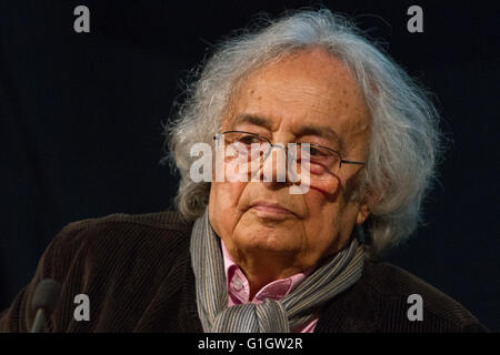 Torino, Italia. 14 maggio 2016. Poeta siriano Adonis (o Adunis, vero nome Ali Ahmad detto Esber) è ospite di Torino alla Fiera del libro Foto Stock