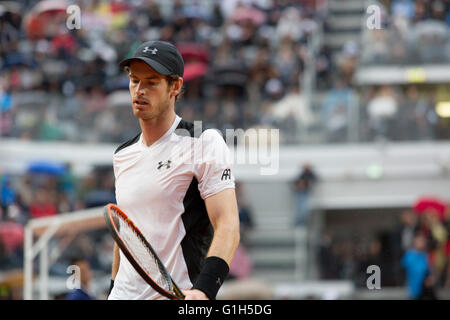 15 Maggio, 2016. Andy Murray giocando nel tennis maschile finale contro Novak Djokovic in BNL Internazionali, Foro Italico, Roma, Foto Stock