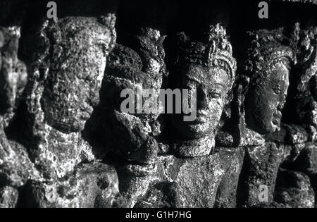 La parete orientale dettaglio borobudur indonesia java Foto Stock