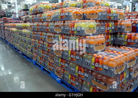 Display di Gatorade a Costco Business Center, Hackensack New Jersey, STATI UNITI D'AMERICA Foto Stock