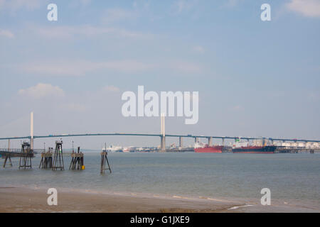 Queen Elizabeth II Bridge da Penzance, Kent, Inghilterra Foto Stock