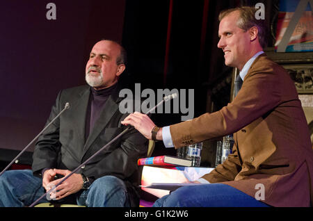 Nassim Nicholas Taleb discute il suo best seller e il concetto di 'Anti-Fragile' a 5 x15 evento a Islington Unione Cappella con Foto Stock