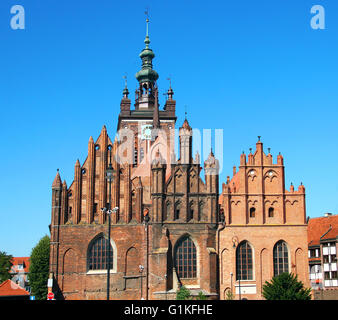 La Chiesa di Santa Caterina (Kosciol sw. Katarzyny), la chiesa più antica di Danzica, Polonia Foto Stock