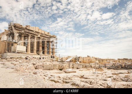 Dettaglio del Partenone in un pomeriggio di primavera. Atene, il centro di Atene. La Grecia Foto Stock