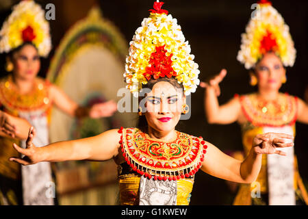 UBUD, Bali, Indonesia - il Sep 5, 2014: un tradizionale design Balinese in mostra il centro di Ubud, Bali, Indonesia Foto Stock