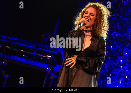 Milano, 21 marzo 2016 Jess Glynne esegue live at Fabrique, Milano. © Davide Merli / Alamy Live News Foto Stock