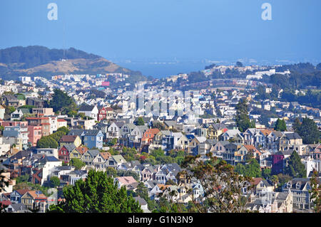 San Francisco, Stati Uniti d'America: vista di Buena Vista quartiere che circonda il Buena Vista Park, a sud del quartiere di Haight-Ashbury Foto Stock