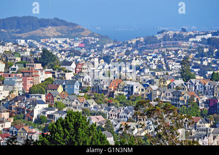 San Francisco, Stati Uniti d'America: vista di Buena Vista quartiere che circonda il Buena Vista Park, a sud del quartiere di Haight-Ashbury Foto Stock