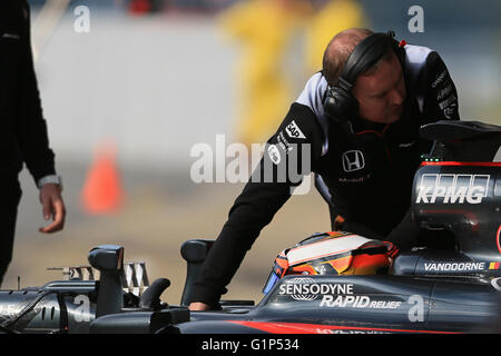 Circuito de Catalunya di Barcellona, Spagna. 18 Maggio, 2016. Prove per la stagione per tutte le squadre. McLaren Honda MP4-31 &#x2013; Stoffel Vandoorne Credito: Azione Sport Plus/Alamy Live News Foto Stock