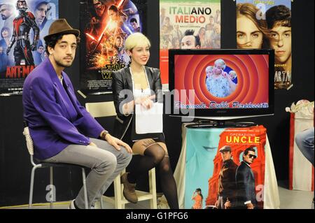 La Scuola civica di Milano (Italia), la Scuola di Cinema Luchino Visconti, la registrazione di un talk show Foto Stock