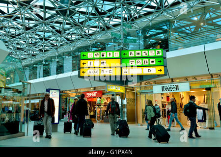 Haupthalle, Flughafen Tegel di Berlino, Deutschland Foto Stock