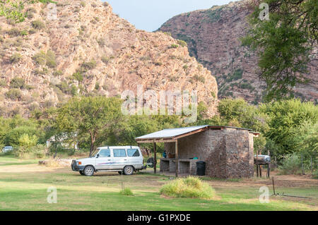 BAVIAANSKLOOF, SUD AFRICA - 5 Marzo 2016: Campeggio a Bo-Kloof nel Baviaanskloof (babbuino valley). Foto Stock