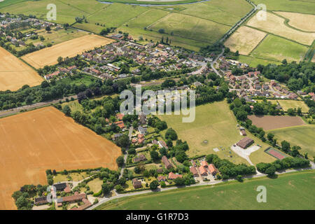 Una veduta aerea del villaggio di Reedham e la circostante campagna del Norfolk Broads Foto Stock