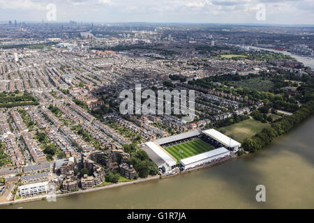 Una veduta aerea di Craven Cottage, casa di Fulham Football Club Foto Stock