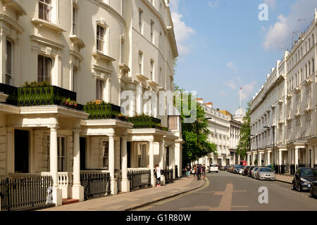 Eleganti ville a schiera in Prince's Square, Bayswater, Londra Foto Stock