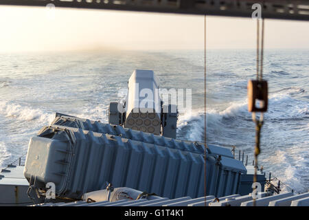 Cellula di rotolamento Sistema per missile sulla marina militare tedesca speedboat Foto Stock