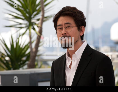 Cannes, Francia. 18 Maggio, 2016. Direttore Na Hong-Jin a stranieri (Goksung) Pellicola fotografica chiamata alla sessantanovesima Cannes Film Festival mercoledì 18 maggio 2016, Cannes, Francia. Credito: Doreen Kennedy/Alamy Live News Foto Stock