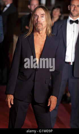 Cannes, Francia. Il 20 maggio 2016. Iggy Pop al gala screening per il film Gimme pericolo alla sessantanovesima Cannes Film Festival, giovedì 19 maggio 2016, Cannes, Francia. Credito: Doreen Kennedy/Alamy Live News Foto Stock