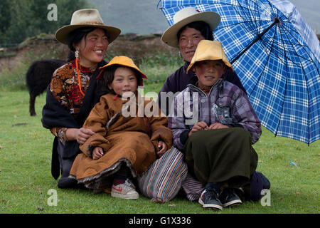 Corse di cavalli di Litang Foto Stock