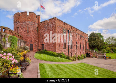 Giardini dentro le mura del castello di Shrewsbury, Shropshire, Inghilterra. Foto Stock